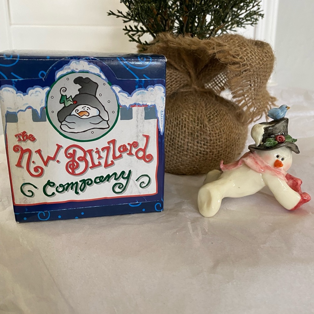 N W Blizzard Taper Candle Climber